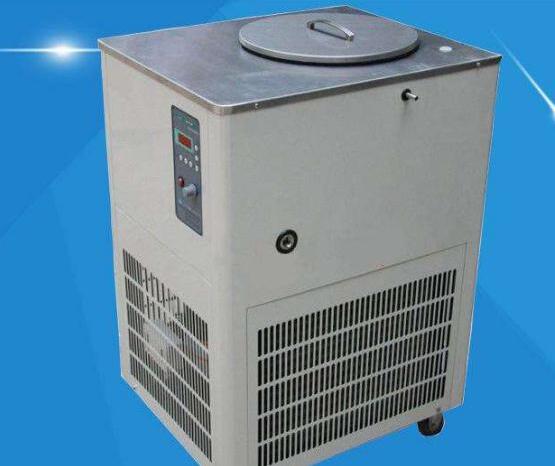 工業冷水機的清潔方法簡述